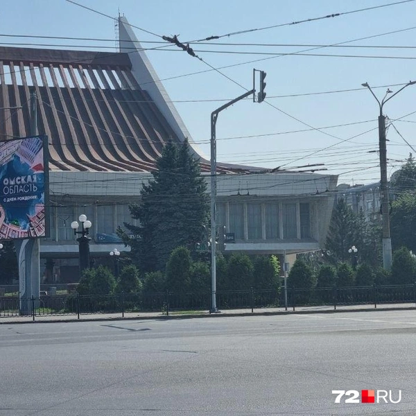 «Чем дальше, тем сложнее с бензином»: компания друзей рванула на Алтай на машинах в разгар топливного кризиса