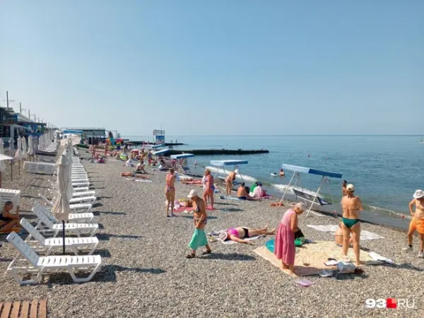 Лучшие пляжи Адлера для комфортного отдыха летом